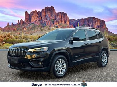 Used 2019 Jeep Cherokee Latitude w/ Cold Weather Group