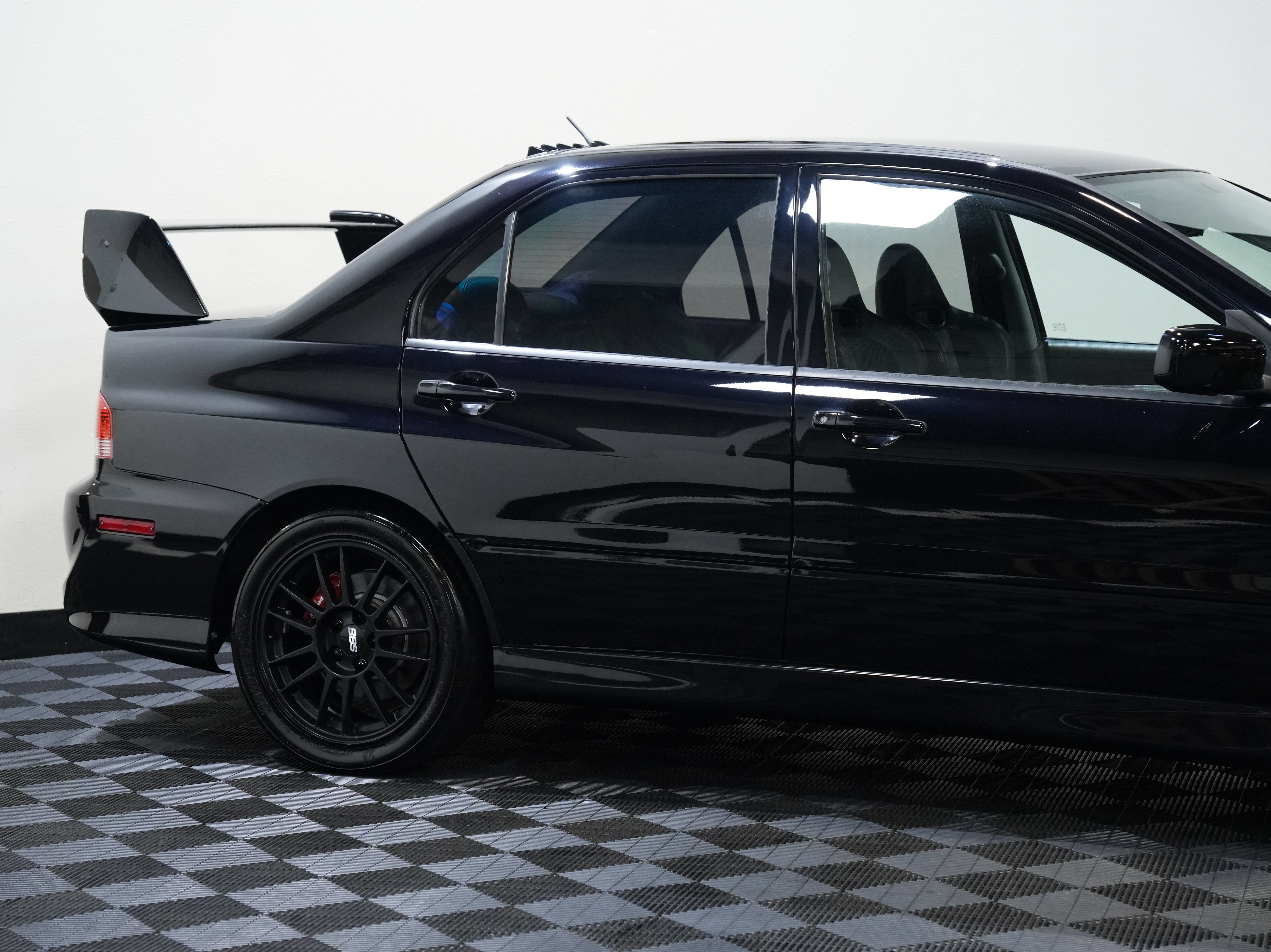 Used 2006 Mitsubishi Lancer Evolution AWD/4WD image 13