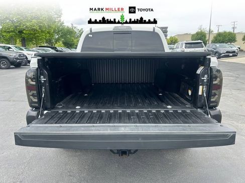 Certified 2023 Toyota Tacoma TRD Off-Road image 18