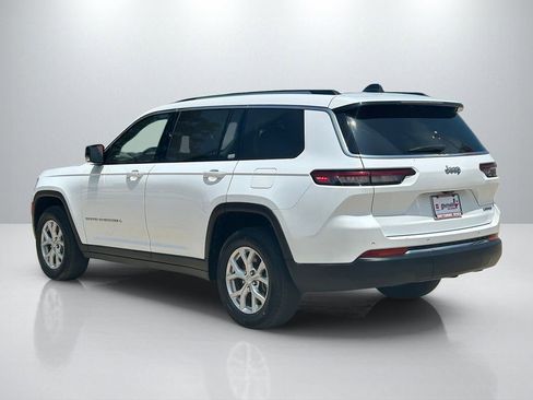 Used 2023 Jeep Grand Cherokee L Limited image 7
