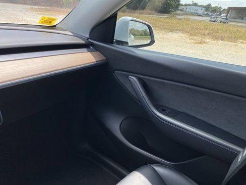 Used 2022 Tesla Model Y Performance AWD/4WD image 46