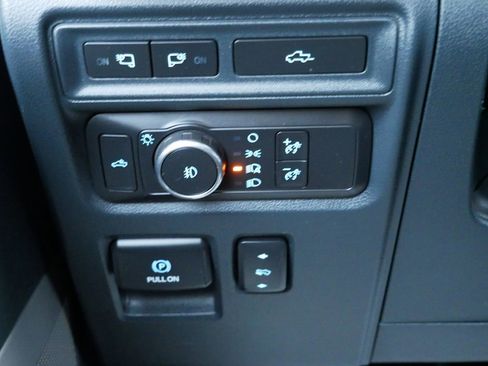 Used 2021 Ford F150 Lariat image 22