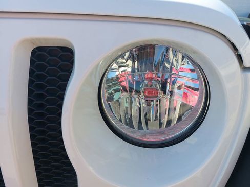 Used 2022 Jeep Wrangler Sport S w/ Sun And Sound Package image 32