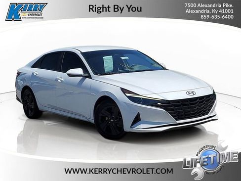 Used 2021 Hyundai Elantra SEL FWD image 1