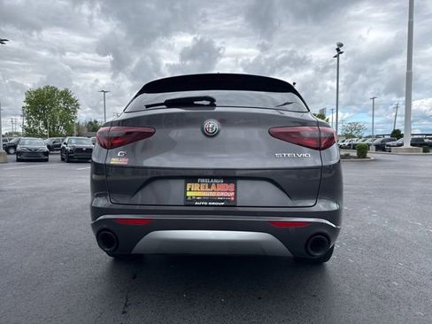 Used 2022 Alfa Romeo Stelvio Ti w/ Active Assist Plus Package AWD/4WD image 6