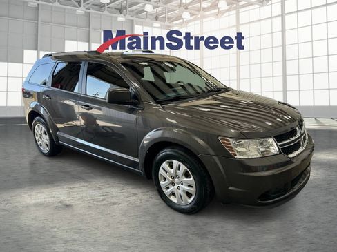 Used 2018 Dodge Journey SE w/ Popular Equipment Group image 7