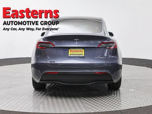 Used 2023 Tesla Model Y Long Range AWD/4WD image 6