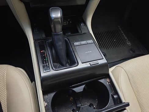 Used 2023 Lexus GX 460 Luxury w/ Accessory Package image 21