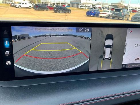 Used 2023 Genesis GV70 2.5T Sport Prestige w/ Sport Prestige Package image 23