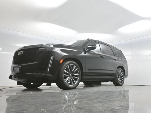 Used 2024 Cadillac Escalade Sport w/ Touring Package AWD/4WD image 63