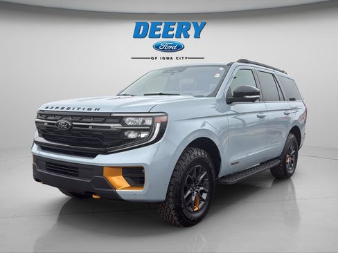 Certified 2025 Ford Expedition Tremor AWD/4WD image 46