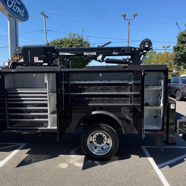 New 2026 Ford F550 4x4 Supercab Super Duty image 9