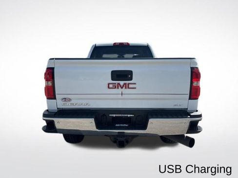 Used 2016 GMC Sierra 2500 SLT w/ Duramax Plus Package AWD/4WD image 4
