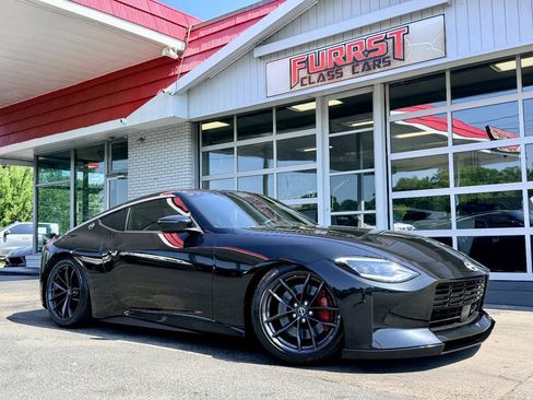 Used 2024 Nissan Z Performance w/ Floor Mat Package RWD image 1