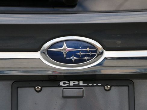 Used 2022 Subaru Ascent Limited w/ Technology Package image 5