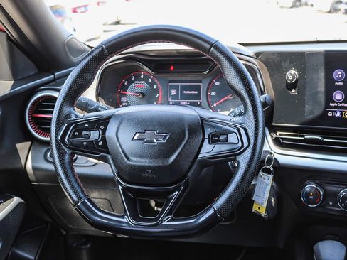 Used 2024 Chevrolet Trax RS w/ Driver Confidence Package FWD image 15
