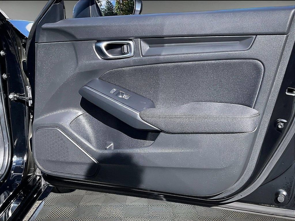 Used 2024 Honda Civic Sport image 12