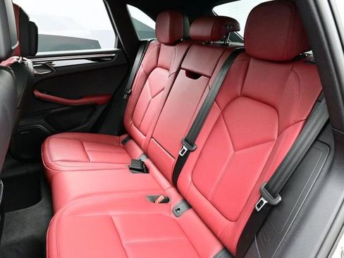 New 2026 Porsche Macan AWD/4WD image 13