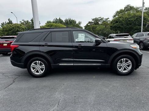Certified 2023 Ford Explorer XLT w/ Equipment Group 202A AWD/4WD image 6