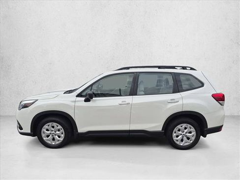 Used 2024 Subaru Forester AWD/4WD image 9