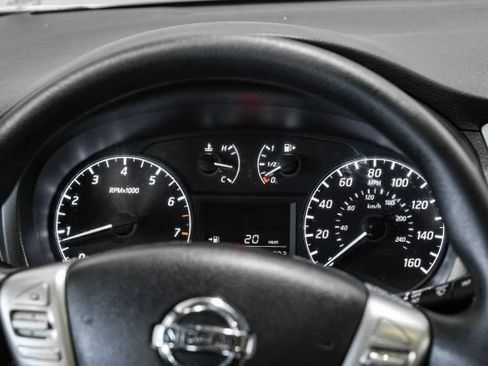 Used 2017 Nissan Sentra S FWD image 19