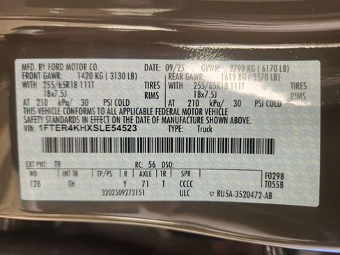 New 2025 Ford Ranger Lariat w/ Black Appearance Package image 25