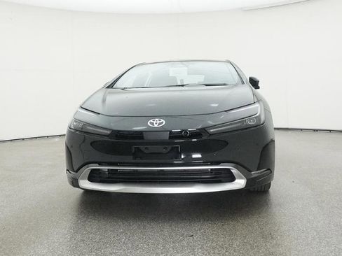 New 2026 Toyota Prius Plug-In Hybrid FWD image 18
