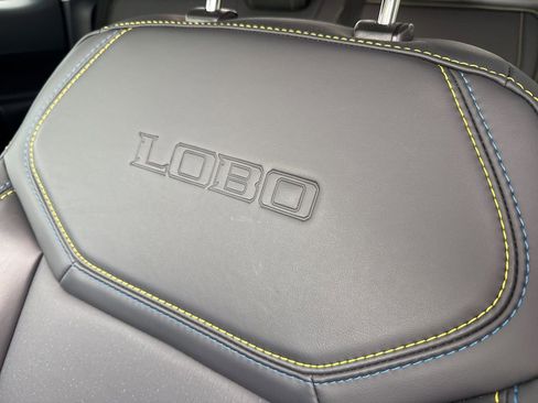 Used 2025 Ford Maverick Lobo image 27