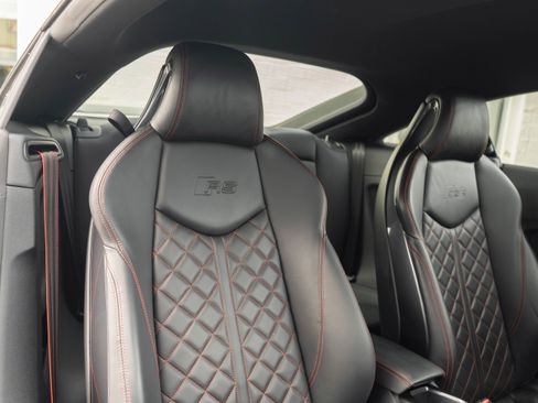 Used 2018 Audi TT RS image 27