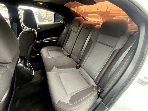 Used 2015 Dodge Charger SXT image 20