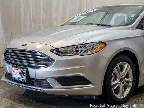 Used 2018 Ford Fusion S FWD image 3