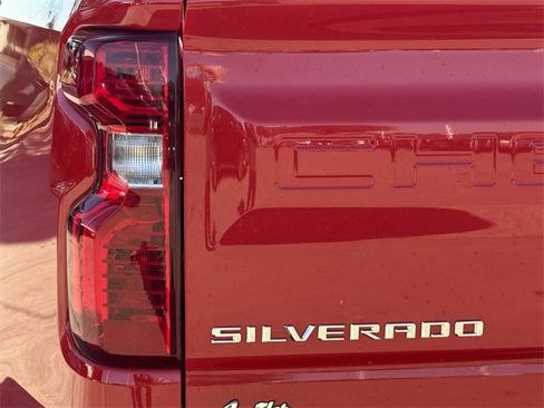 Used 2024 Chevrolet Silverado 1500 LT image 6