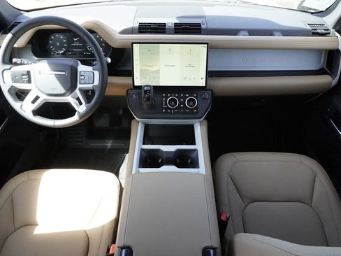 New 2026 Land Rover Defender 110 X-Dynamic SE AWD/4WD image 9