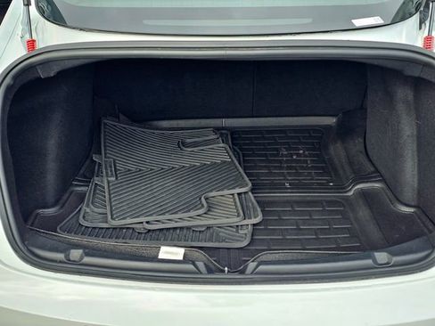 Used 2019 Tesla Model 3 Long Range image 11