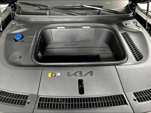 New 2026 Kia EV9 GT-Line image 2