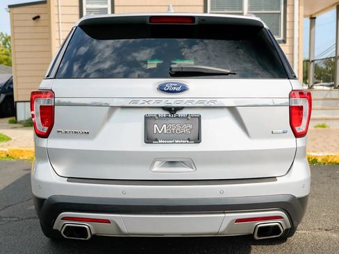 Used 2016 Ford Explorer Platinum AWD/4WD image 6