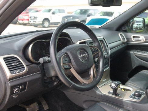 Used 2014 Jeep Grand Cherokee Limited AWD/4WD image 16