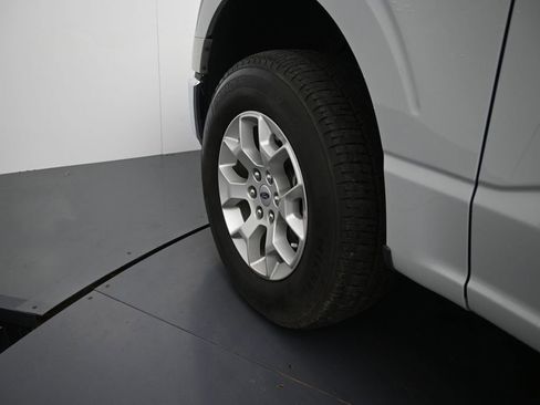 Used 2023 Ford F150 XLT AWD/4WD image 12