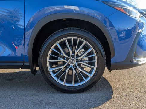 Used 2025 Lexus NX 350h AWD w/ Accessory Package (2T) image 12
