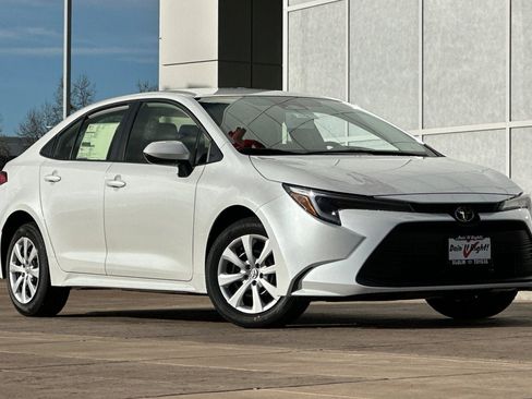 New 2026 Toyota Corolla LE image 2