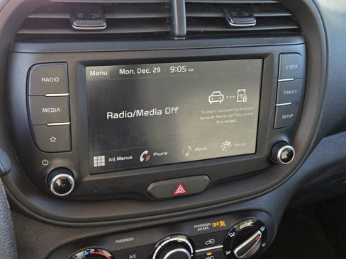 Used 2024 Kia Soul LX w/ Option Group 015 image 21