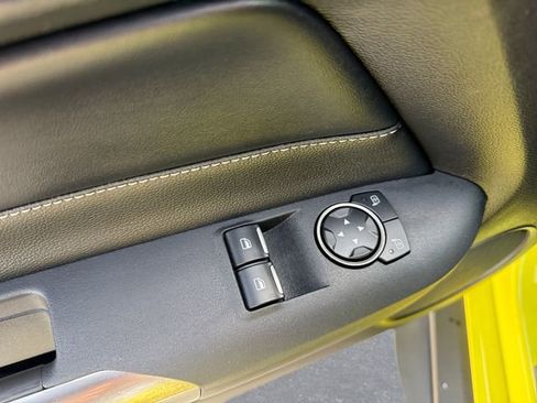 Used 2021 Ford Mustang Shelby GT500 w/ Technology Package RWD image 13