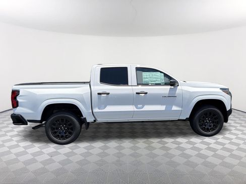 New 2026 Chevrolet Colorado W/T w/ WT Custom Package RWD image 4