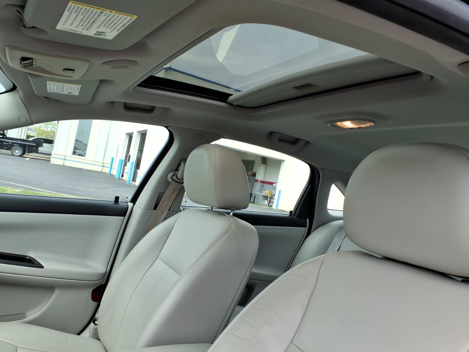 Used 2012 Chevrolet Impala LTZ FWD image 24