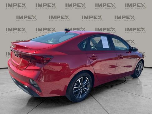 Used 2024 Kia Forte LXS image 5