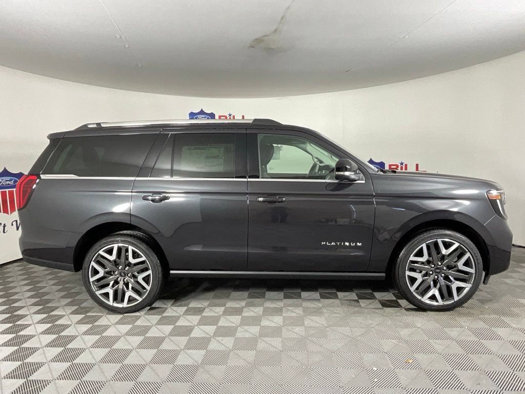 New 2026 Ford Expedition Platinum w/ Platinum Ultimate Package AWD/4WD image 2