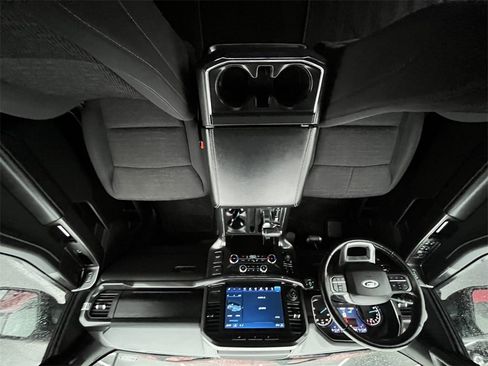 Certified 2022 Ford F150 XLT w/ Equipment Group 302A High image 21