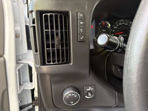 Certified 2025 GMC Savana 2500 w/ Driver Convenience Package RWD image 17
