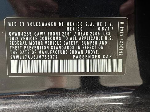 Used 2018 Volkswagen Golf SEL FWD image 27