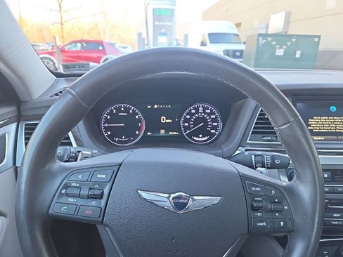 Used 2017 Genesis G80 3.8 w/ Option Group 02 image 12